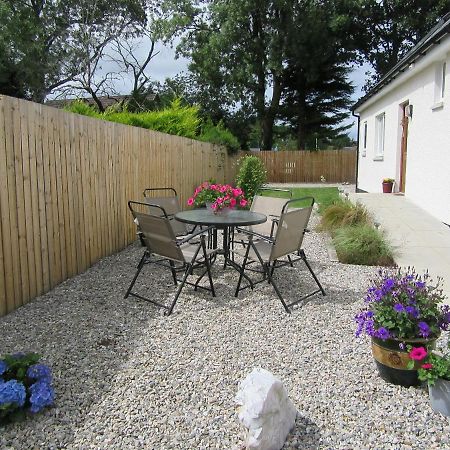 The Willows Kirkhill Exterior photo