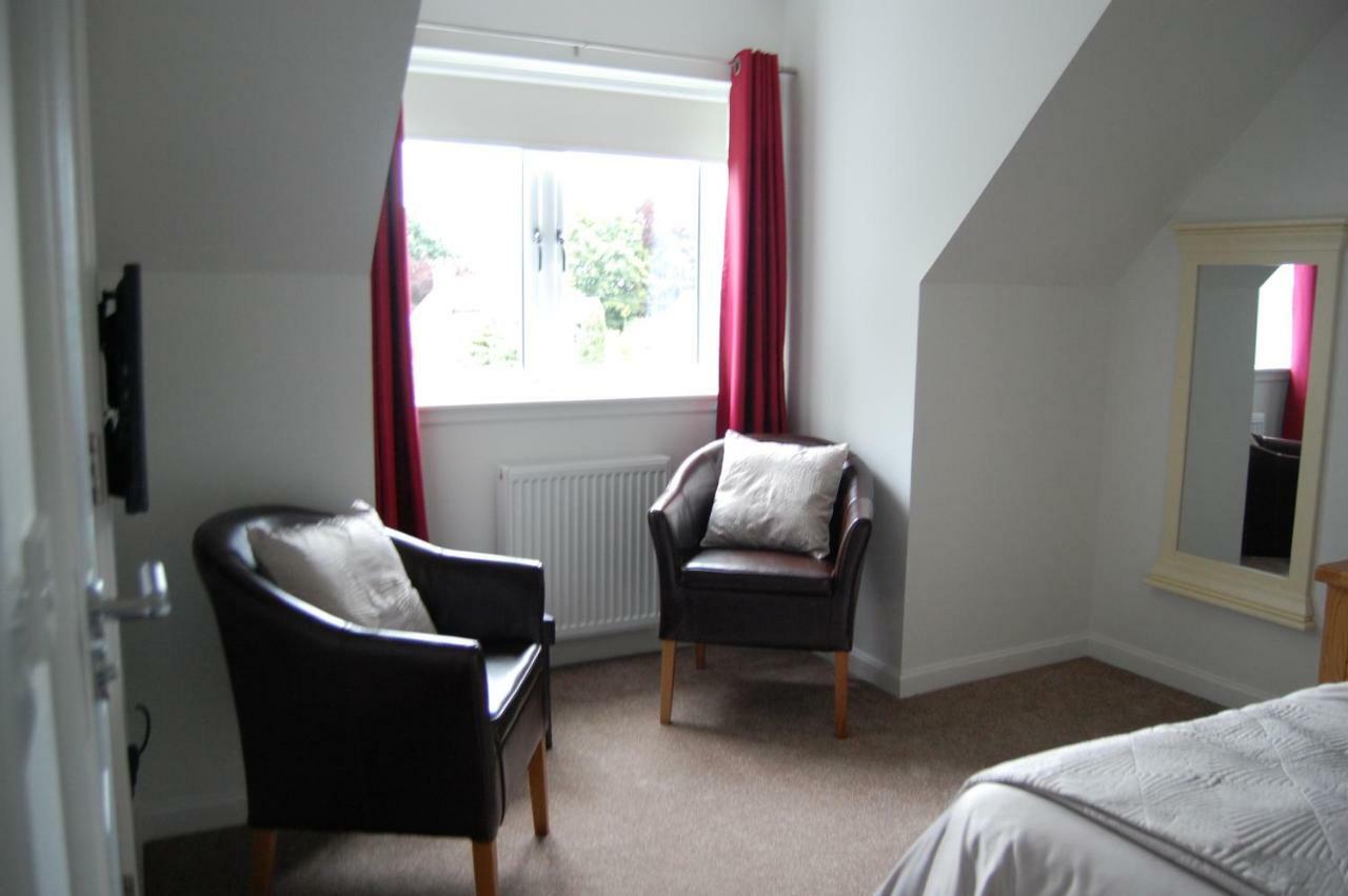 The Willows Kirkhill Exterior photo
